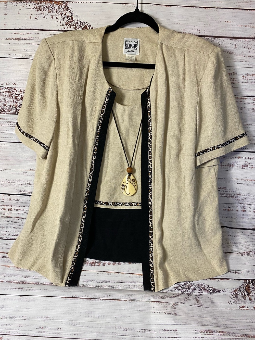 R&M Richards Cream Short Sleeve Open Front Top with Tank Panel & necklace Sz-16P